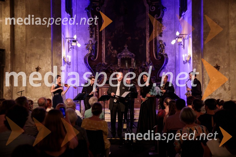  Gabriel Lipuš, bariton;  Mojca Bitenc, sopranKvartet saksofonov Ensemble 4Saxess na Ljubljana Festivalu