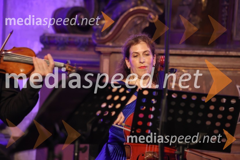  Inbal Segev, violončeloViolinist Gary Levinson in prijatelji na 72. Ljubljana Festivalu