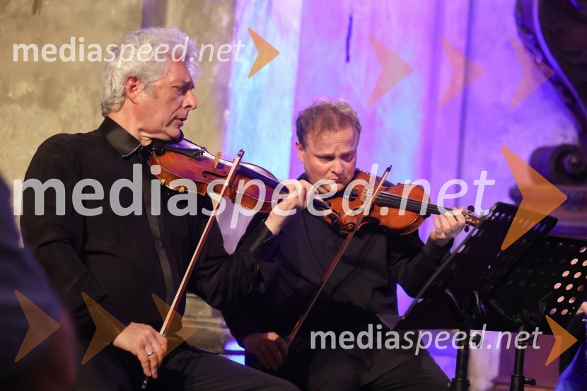  Gary Levinson, violinist;  Anton Iljunin, violinistViolinist Gary Levinson in prijatelji na 72. Ljubljana Festivalu