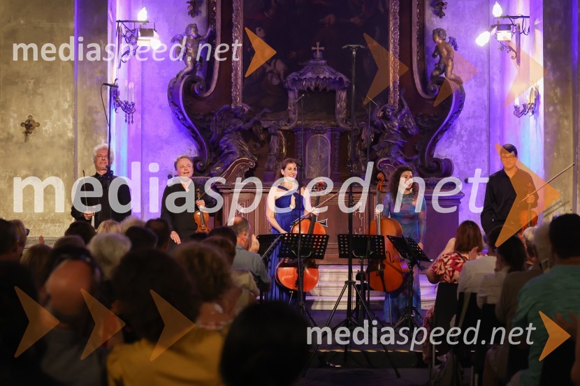  Gary Levinson, violinist;  Anton Iljunin, violinist;  Inbal Segev, violončelo;  Ani Aznavoorian, violončelo;  Adam Savage, violaViolinist Gary Levinson in prijatelji na 72. Ljubljana Festivalu