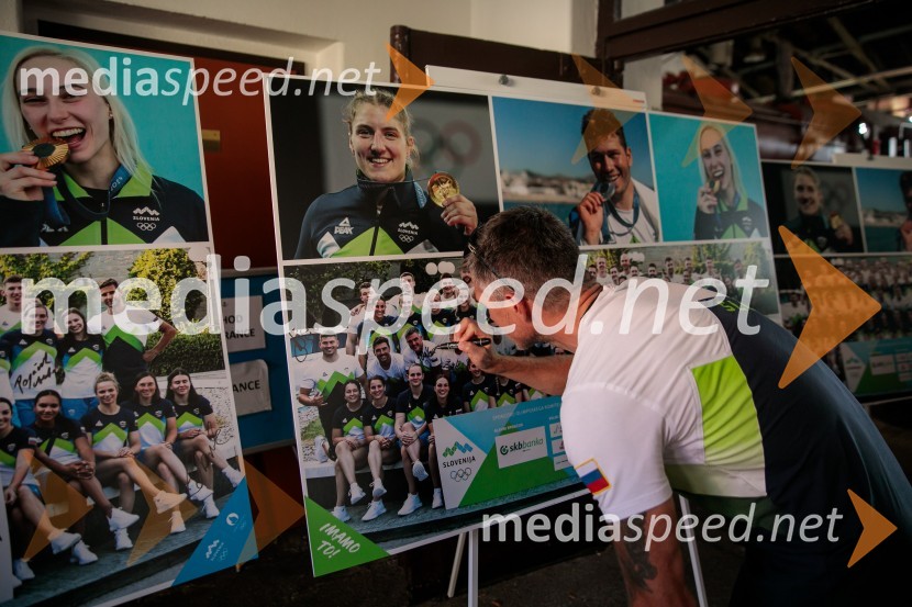  Peter Kauzer, kajakašSprejem slovenskih olimpijcev na Kongresnem trgu