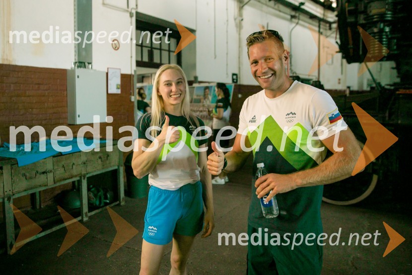  Janja Garnbret, športna plezalka;  Benjamin Savšek, kanuist Sprejem slovenskih olimpijcev na Kongresnem trgu