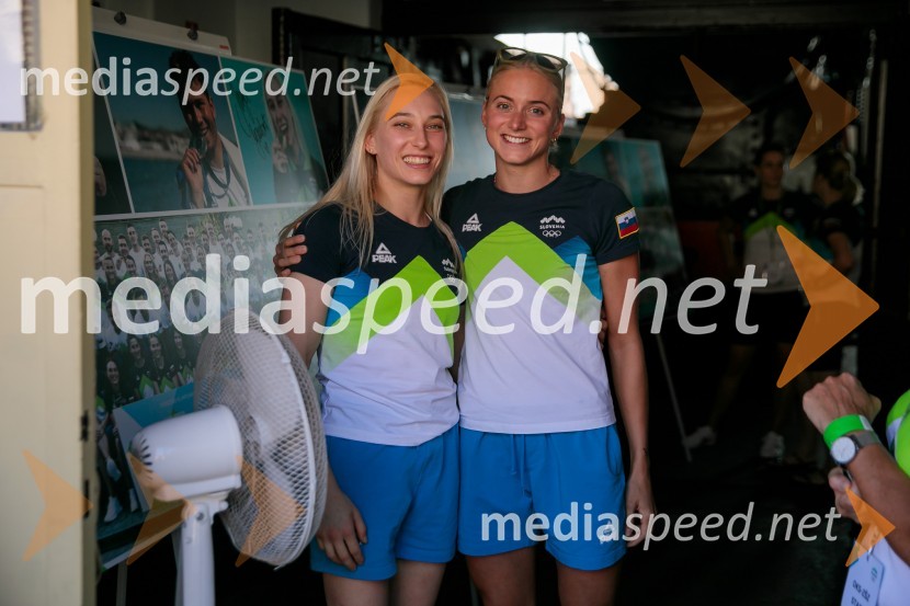  Janja Garnbret, športna plezalka;  Neža Klančar, plavalkaSprejem slovenskih olimpijcev na Kongresnem trgu