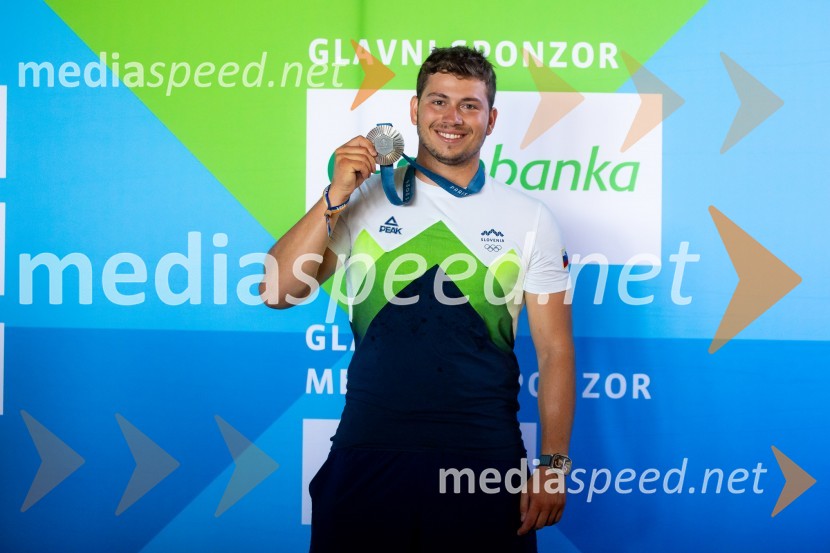  Toni Vodišek, kajtarSprejem slovenskih olimpijcev na Kongresnem trgu