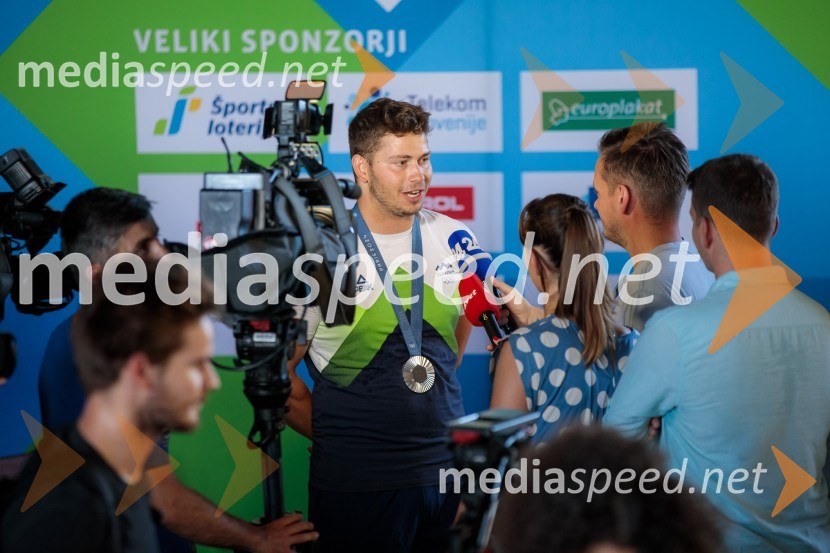  Toni Vodišek, kajtarSprejem slovenskih olimpijcev na Kongresnem trgu