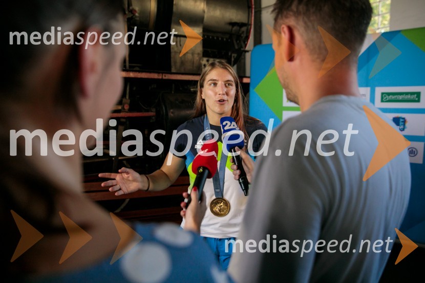  Andreja Leški, judoistkaSprejem slovenskih olimpijcev na Kongresnem trgu