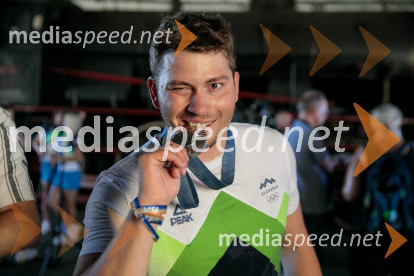  Toni Vodišek, kajtarSprejem slovenskih olimpijcev na Kongresnem trgu