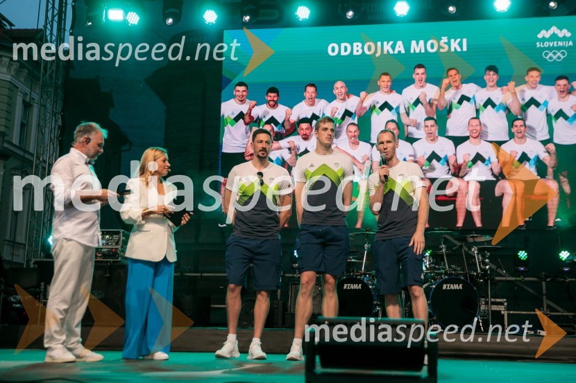  Aleš Smrekar, novinar in dnevni urednik Val202;  Anja Hlača Ferjančič, novinarka, RTV;  Dejan  Vinčić, odbojkar;  Sašo  Štalekar, odbojkar;  Tine Urnaut, odbojkarSprejem slovenskih olimpijcev na Kongresnem trgu