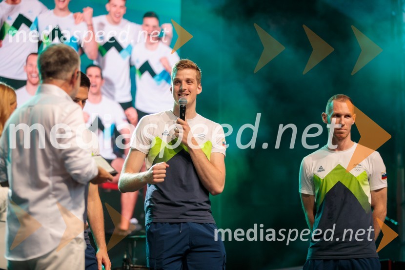  Sašo  Štalekar, odbojkar;  Tine Urnaut, odbojkarSprejem slovenskih olimpijcev na Kongresnem trgu