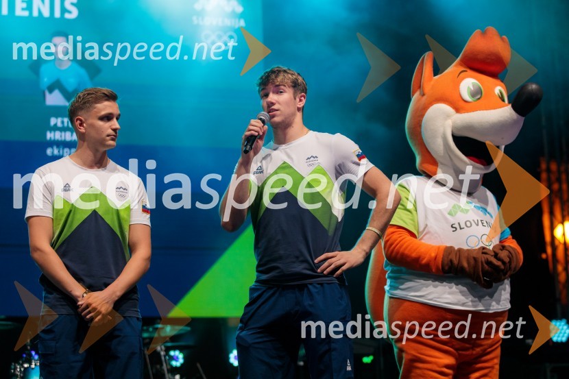  Peter Hribar;  Aljaž Godec, namizni tenisSprejem slovenskih olimpijcev na Kongresnem trgu