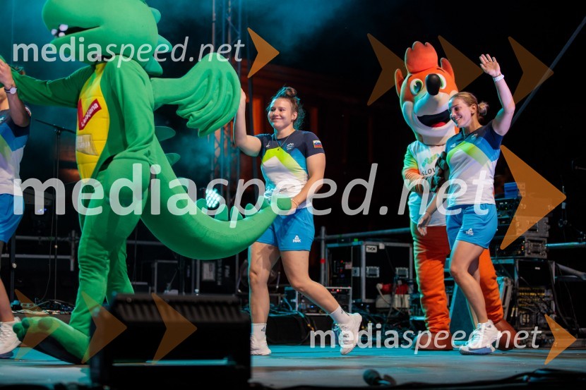  Metka Lobnik, judoistka, najbolj perspektivna športnica Maribora v letu 2018;  Anka Pogačnik, judoistkaSprejem slovenskih olimpijcev na Kongresnem trgu