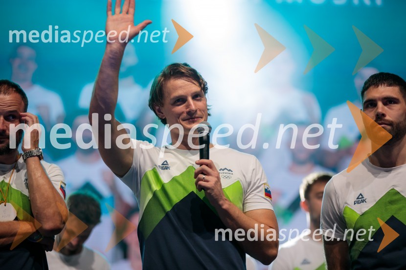  Jure Dolenec, rokometašSprejem slovenskih olimpijcev na Kongresnem trgu