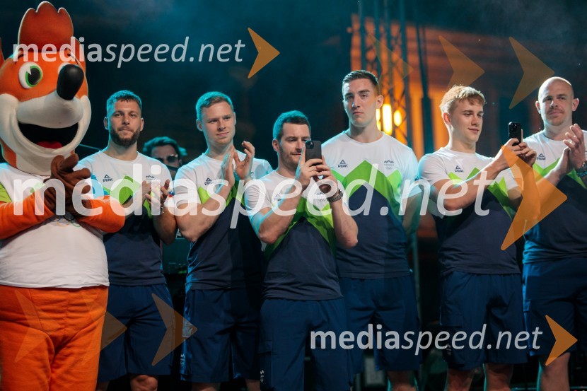  Aleks Vlah, rokometaš;  Tilen Kodrin, rokometaš;  Miha Zarabec, rokometaš;  Nik Henigman, rokometaš;  Staš Jovičić Slatinek, rokometaš;  Matej Gaber, rokometašSprejem slovenskih olimpijcev na Kongresnem trgu