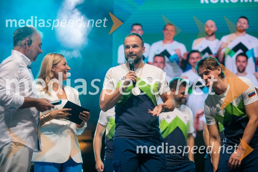  Aleš Smrekar, novinar in dnevni urednik Val202;  Anja Hlača Ferjančič, novinarka, RTV;  Uroš Zorman, trener, Slovenska rokometna reprezentanca;  Jure Dolenec, rokometašSprejem slovenskih olimpijcev na Kongresnem trgu