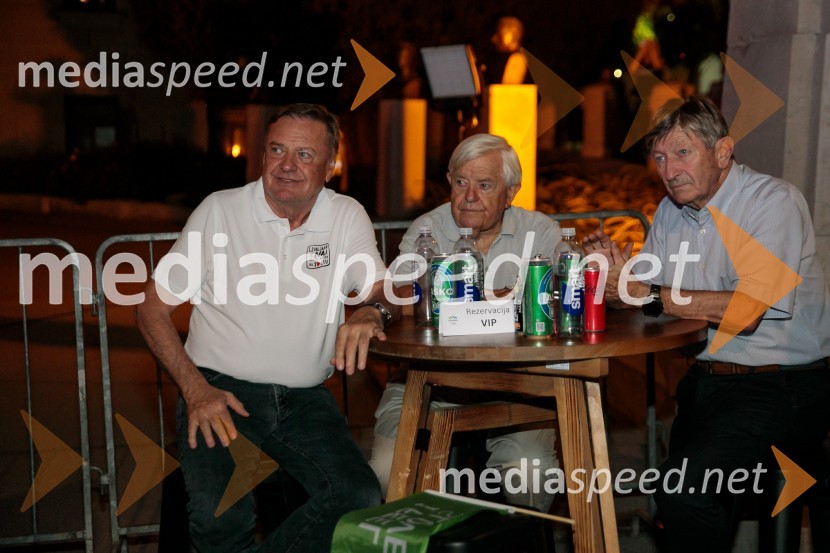  Zoran Janković, župan, Mestna občina Ljubljana;  Milan Kučan, nekdanji predsednik Republike Slovenije;  Geza  VogrinčičSprejem slovenskih olimpijcev na Kongresnem trgu