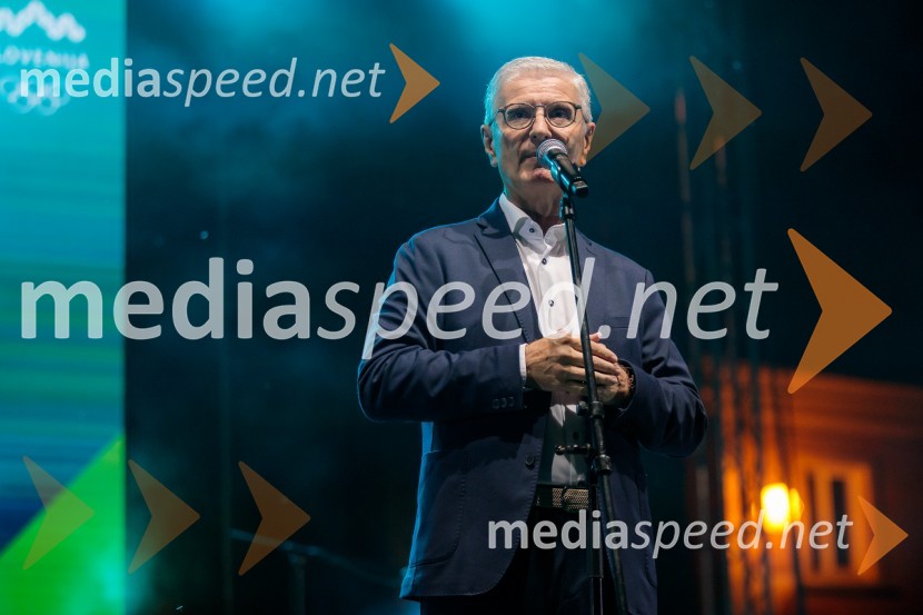  Franjo Bobinac, predsednik, Olimpijski komite SlovenijeSprejem slovenskih olimpijcev na Kongresnem trgu