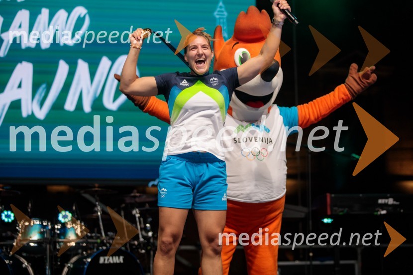  Andreja Leški, judoistkaSprejem slovenskih olimpijcev na Kongresnem trgu