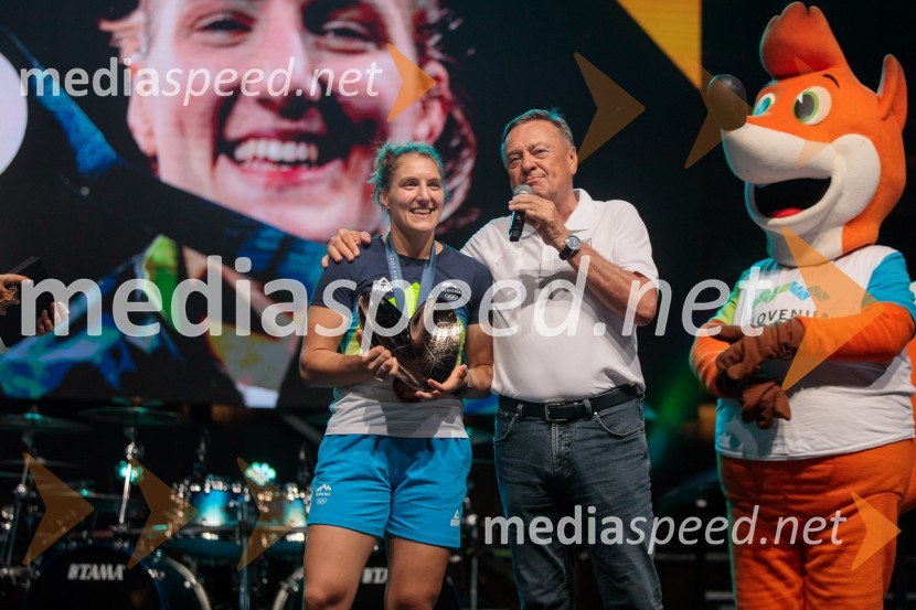  Andreja Leški, judoistka;  Zoran Janković, župan, Mestna občina LjubljanaSprejem slovenskih olimpijcev na Kongresnem trgu