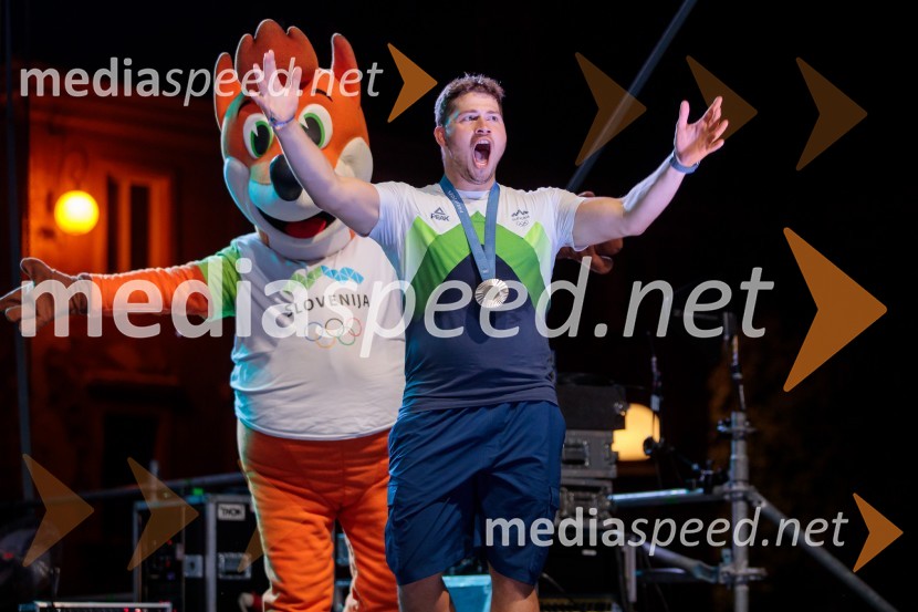  Toni Vodišek, kajtarSprejem slovenskih olimpijcev na Kongresnem trgu