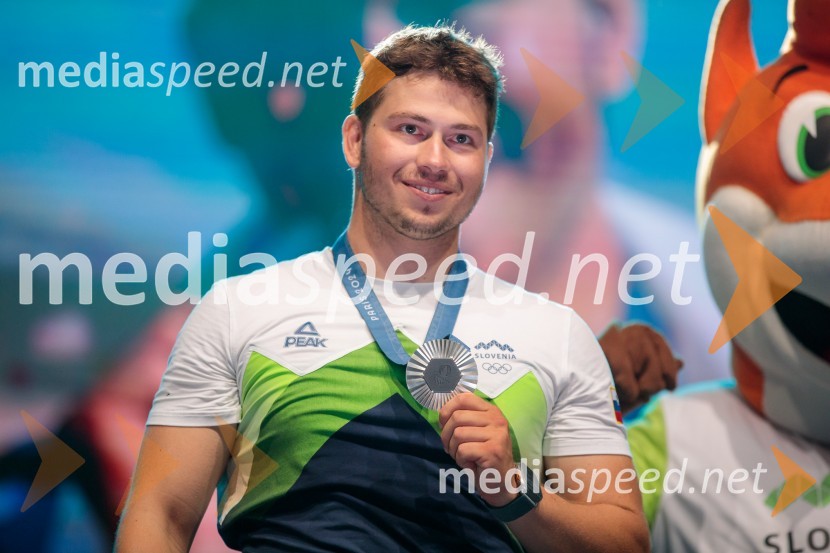  Toni Vodišek, kajtarSprejem slovenskih olimpijcev na Kongresnem trgu