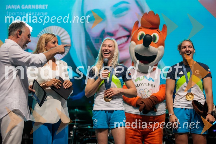  Aleš Smrekar, novinar in dnevni urednik Val202;  Anja Hlača Ferjančič, novinarka, RTV;  Janja Garnbret, športna plezalka;  Andreja Leški, judoistkaSprejem slovenskih olimpijcev na Kongresnem trgu