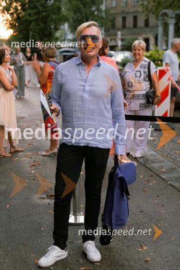   Igor  Jelen-Iggy, Hiša umetnosti IGEN CeljeMarko Hatlak in Nuška Drašček na 72. Ljubljana Festivalu