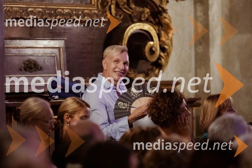   Igor  Jelen-Iggy, Hiša umetnosti IGEN CeljeMarko Hatlak in Nuška Drašček na 72. Ljubljana Festivalu