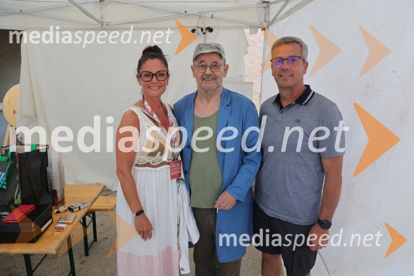  Urška  Repolusk, županja občine Ruše;  Vlado Novak, igralec;  Janez Osrajnik, podžupan, Občina RušeVlado Novak: Gajaš, arestant, Letni oder Ruše