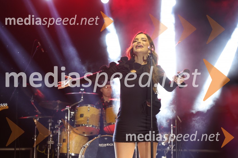  Severina Vučković, pevkaSeverina navdušila na festivalu Letni oder Ruše