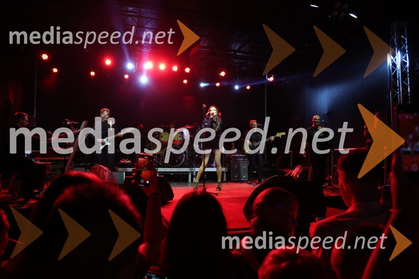  Severina Vučković, pevkaSeverina navdušila na festivalu Letni oder Ruše