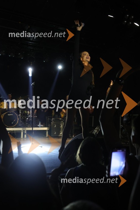  Severina Vučković, pevkaSeverina navdušila na festivalu Letni oder Ruše