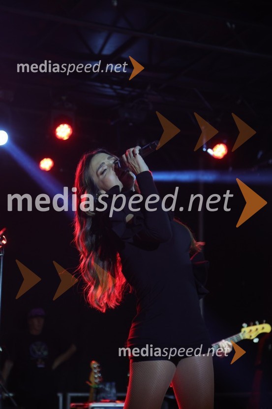  Severina Vučković, pevkaSeverina navdušila na festivalu Letni oder Ruše