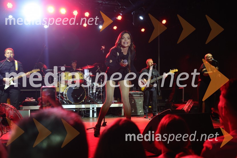  Severina Vučković, pevkaSeverina navdušila na festivalu Letni oder Ruše