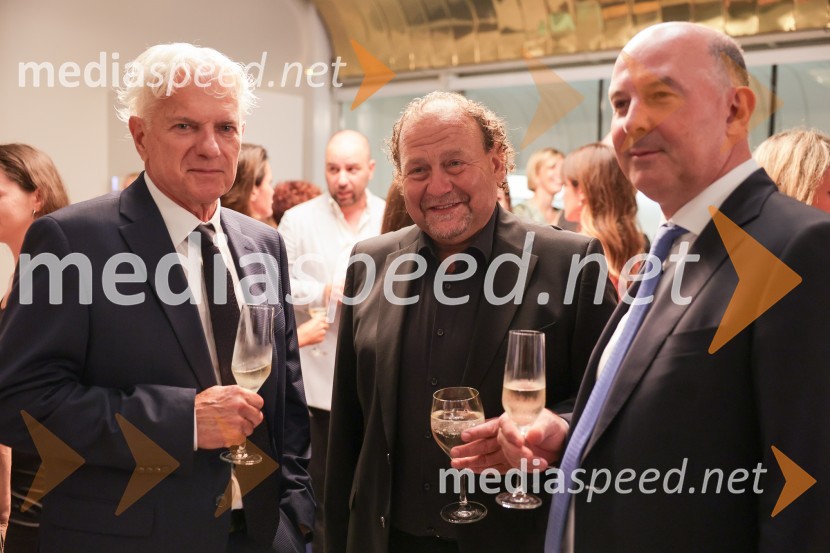  Bojan Zalar, psiholog;  Darko  Brlek, direktor in umetniški vodja, Festival Ljubljana;  Timur Eyvazov, ruski ambasadorGala večer svetovnih baletnih zvezd na Ljubljana Festivalu