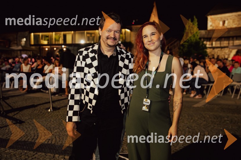  Andrej  Težak-Tešky, stand-up komik, manager, producent, tekač na dolge proge in dobrodelnež;  Maja Monrue, pisateljica in producentka17. Panč festival, 1.dan