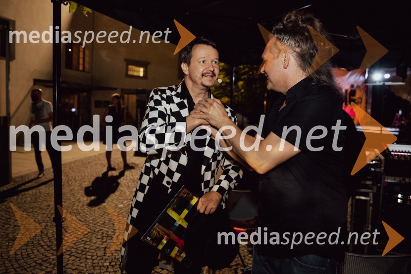  Andrej  Težak-Tešky, stand-up komik, manager, producent, tekač na dolge proge in dobrodelnež;  Peter Dekleva, glasbenik, Hamo & Tribute 2 Love17. Panč festival, 1.dan