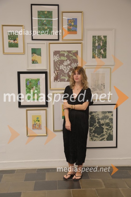  Alja Horvat, oblikovalka in ilustratorka Odprtje nove razstave ilustratorke Alje Horvat