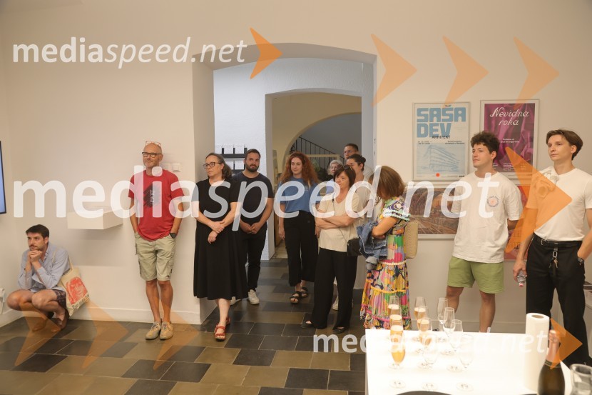 Odprtje nove razstave ilustratorke Alje Horvat