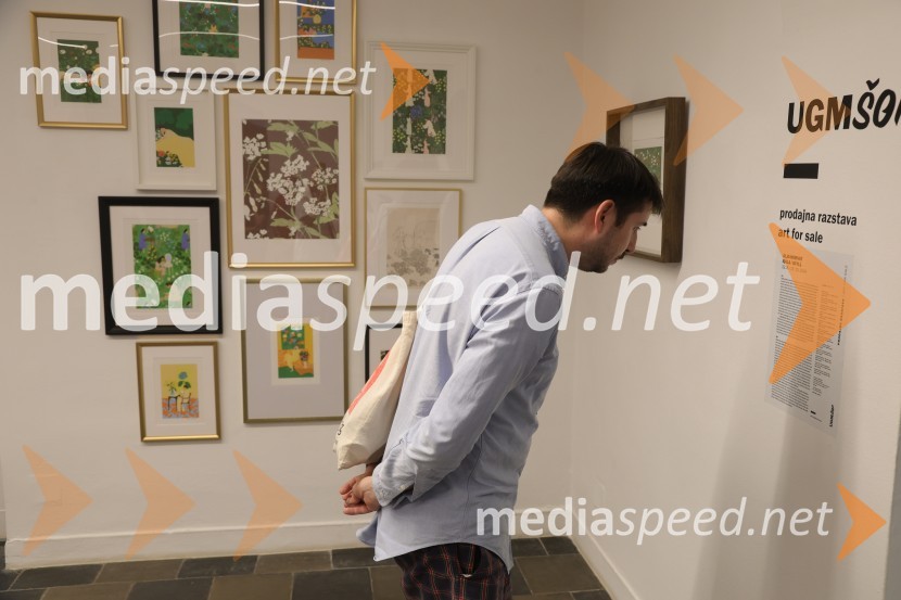  Jure  Kirbiš, kustos Umetnostne galerije MariborOdprtje nove razstave ilustratorke Alje Horvat