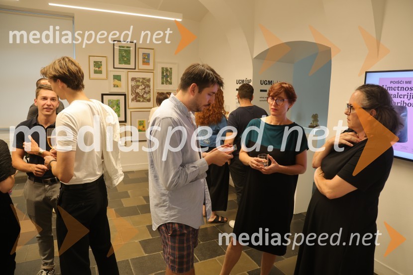  Jure  Kirbiš, kustos Umetnostne galerije Maribor;  Brigita Strnad, Umetnostna galerija Maribor;  ... Odprtje nove razstave ilustratorke Alje Horvat