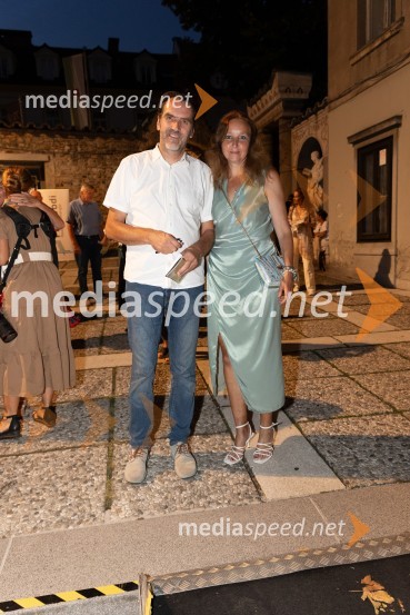  Marjan Kastelic, občinski svetnik občine Grosuplje;  ... Oto Pestner & Moje dame na 72. Ljubljana Festivalu