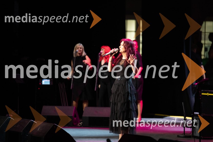  Irena Vrčkovnik, pevkaOto Pestner & Moje dame na 72. Ljubljana Festivalu