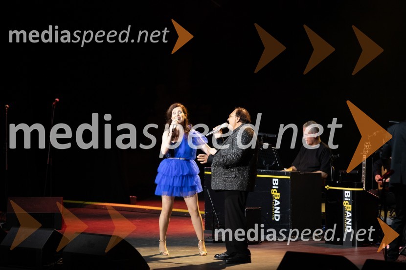  ... ;  Oto Pestner, pevecOto Pestner & Moje dame na 72. Ljubljana Festivalu