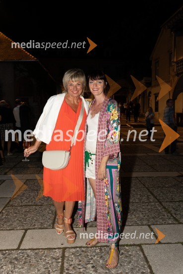  Romana Krajnčan, pevka;  Katjuša Štingl,  PR-ovka, novinarka, pesnicaOto Pestner & Moje dame na 72. Ljubljana Festivalu