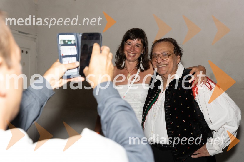  ... ;  Oto Pestner, pevecOto Pestner & Moje dame na 72. Ljubljana Festivalu