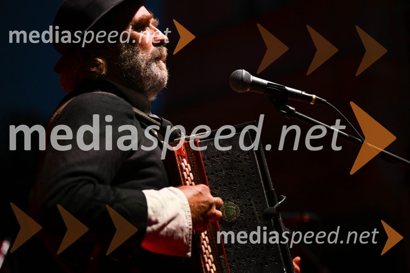  Janez Škof, igralecČompe in Katalena na festivalu Noči v stari Ljubljani