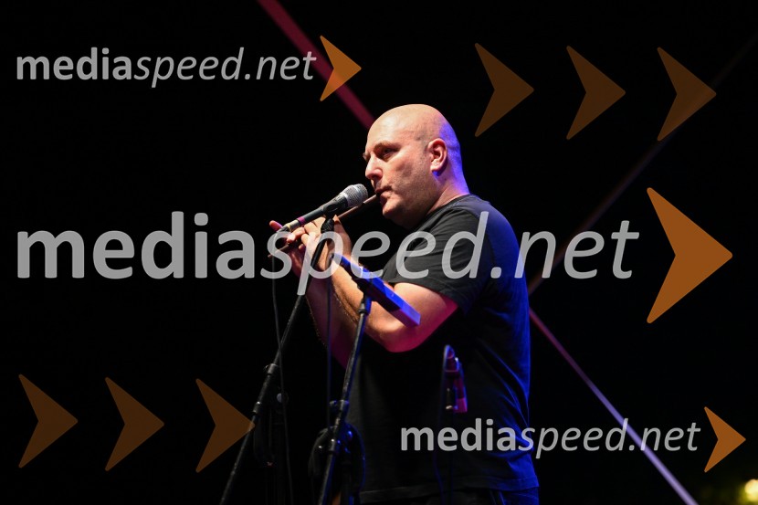  Boštjan Gombač, glasbenikČompe in Katalena na festivalu Noči v stari Ljubljani