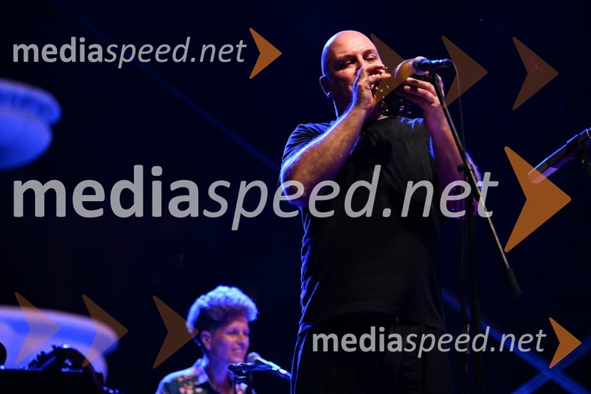  Boštjan Gombač, glasbenikČompe in Katalena na festivalu Noči v stari Ljubljani