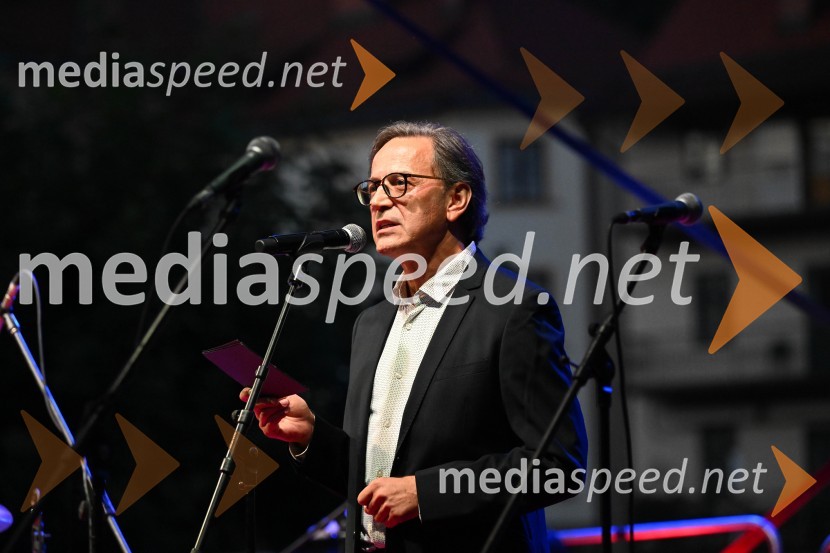  Igor Velše, voditeljČompe in Katalena na festivalu Noči v stari Ljubljani