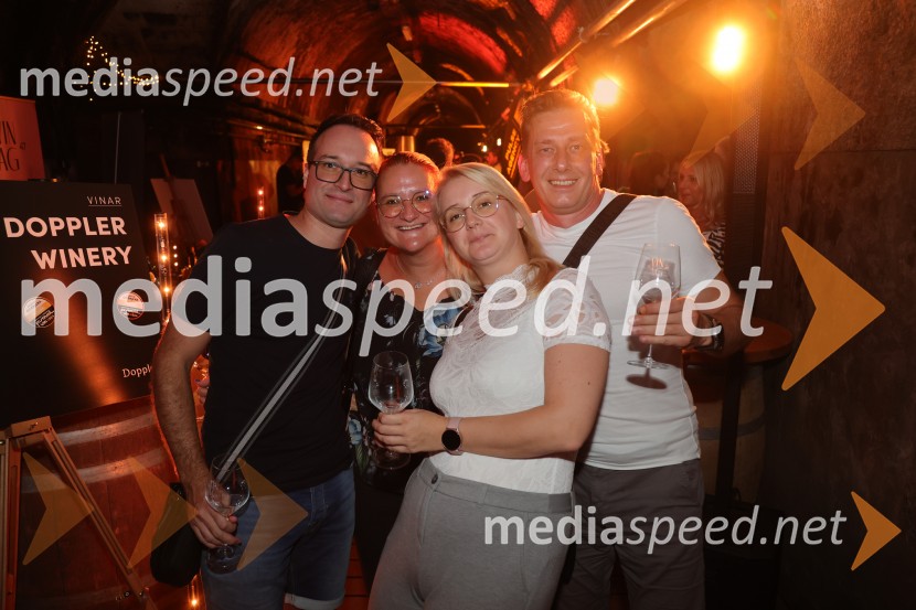 Prvi podzemni vinski festival v Vinagovi kleti